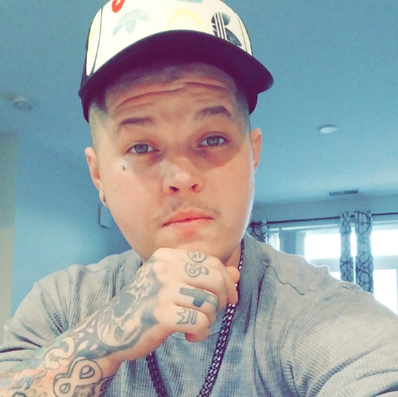 Meet your Posher, Michael - Picture 7 of 16